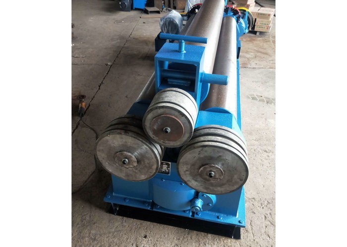 卷板機(jī) 卷板機(jī)