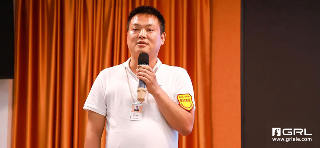 金萊勒電氣生產(chǎn)管理部二車間主任.jpg 金萊勒電氣生產(chǎn)管理部二車間主任.jpg